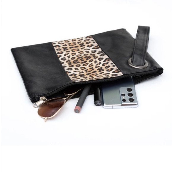 Leopard dual tone clutch - Picture 5 of 9